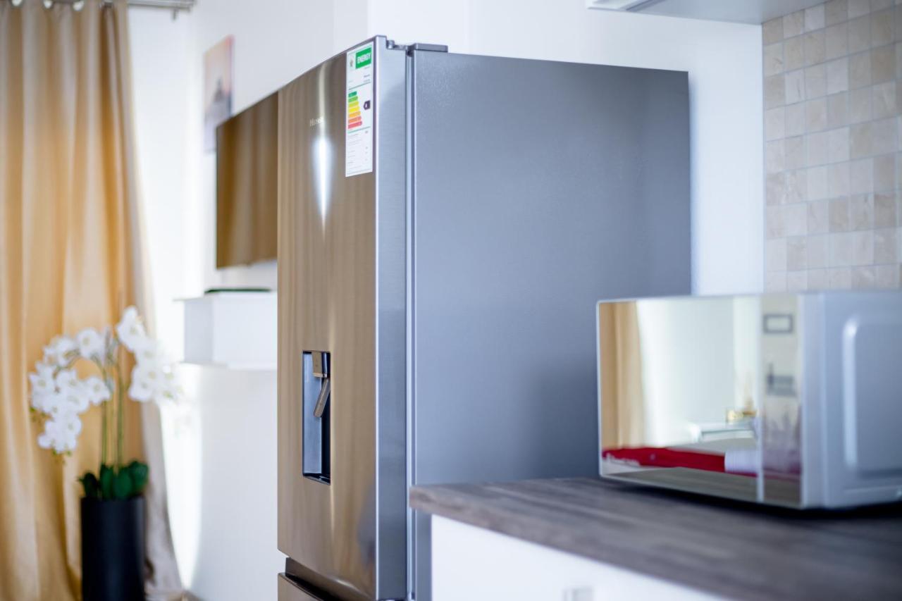Urban Oasis Apartments At Hidas 빈트후크 외부 사진