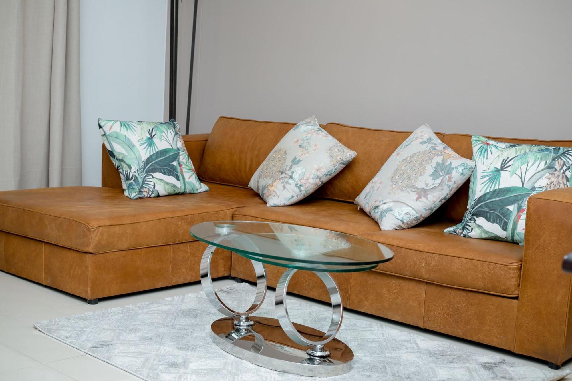 Urban Oasis Apartments At Hidas 빈트후크 외부 사진